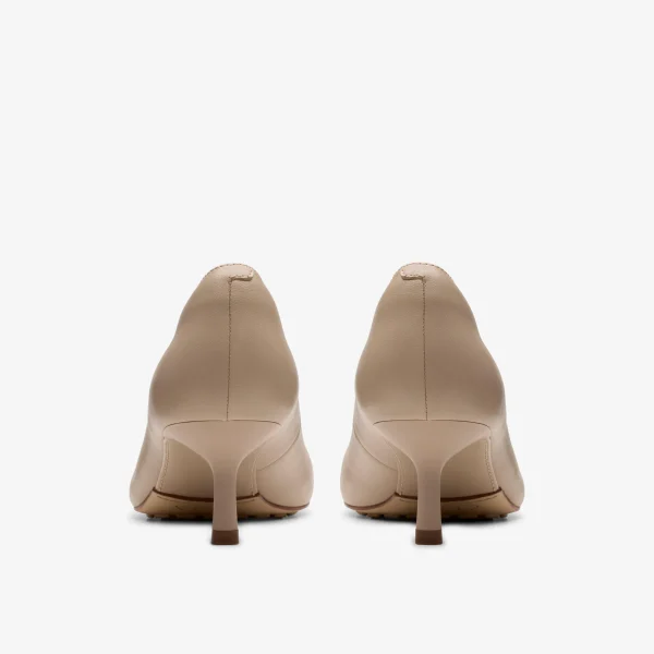 Clarks Adela Court<Women Dress Shoes | Heels & Pumps