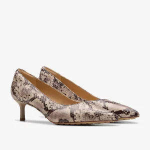 Clarks Adela Court<Women Dress Shoes | Heels & Pumps