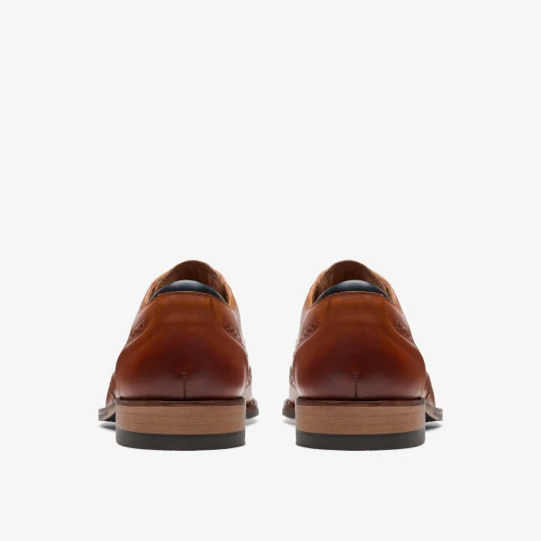 Clarks Craft Arlo Limit< Dress Shoes