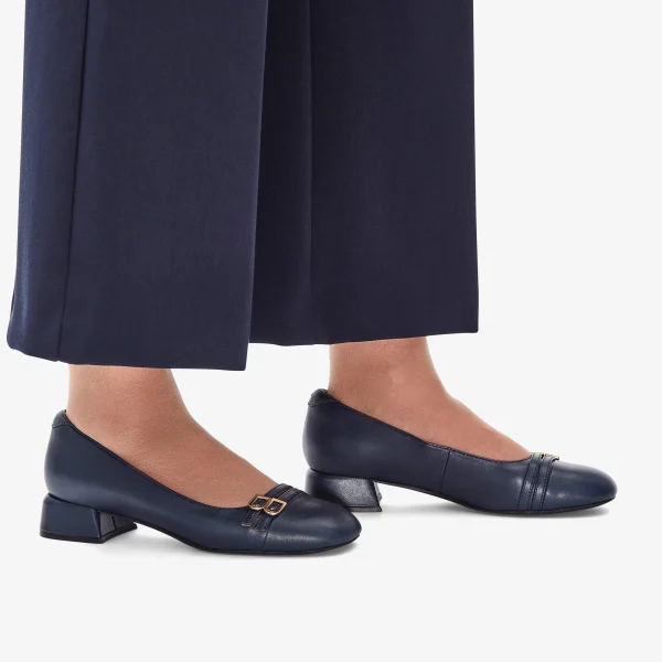 Clarks Daiss 30 Court<Women Dress Shoes | Heels & Pumps