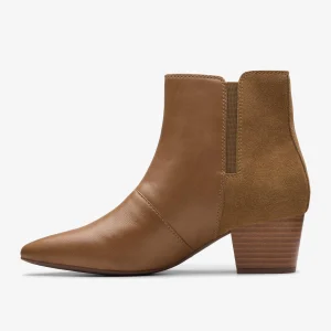 Clarks Ellanie Vibe<Women Boots & Booties