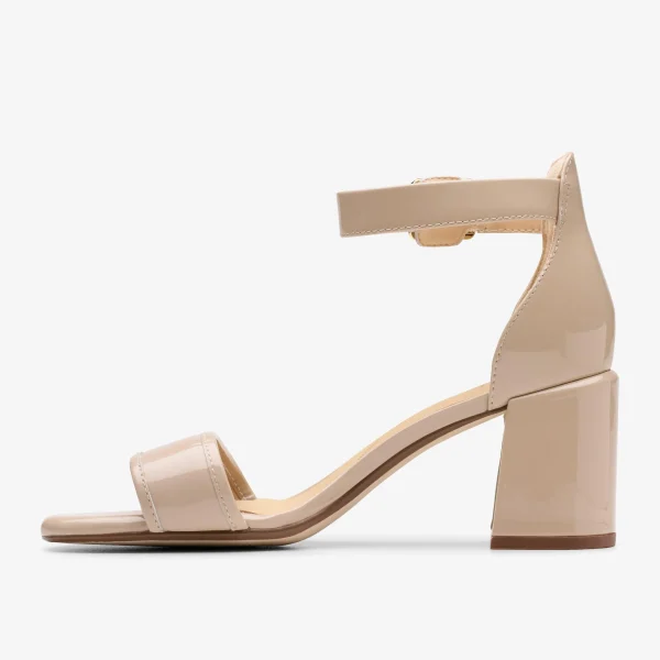 Clarks Ezoria Mae<Women Sandals & Flip Flops | Dress Shoes