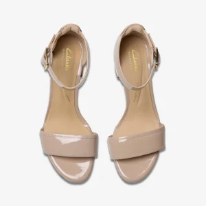 Clarks Ezoria Mae<Women Sandals & Flip Flops | Dress Shoes