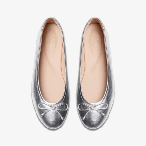 Clarks Fawna Lily<Women Slip-Ons | Dress Shoes