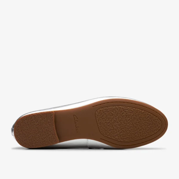 Clarks Fawna Soft<Women Slip-Ons | Dress Shoes