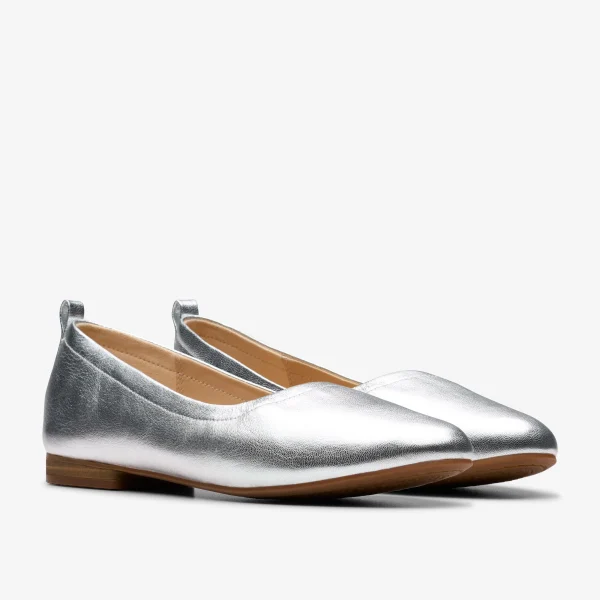 Clarks Fawna Soft<Women Slip-Ons | Dress Shoes