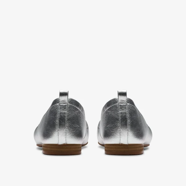 Clarks Fawna Soft<Women Slip-Ons | Dress Shoes