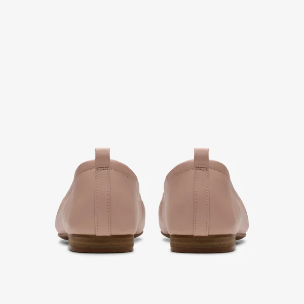 Clarks Fawna Soft<Women Slip-Ons | Dress Shoes