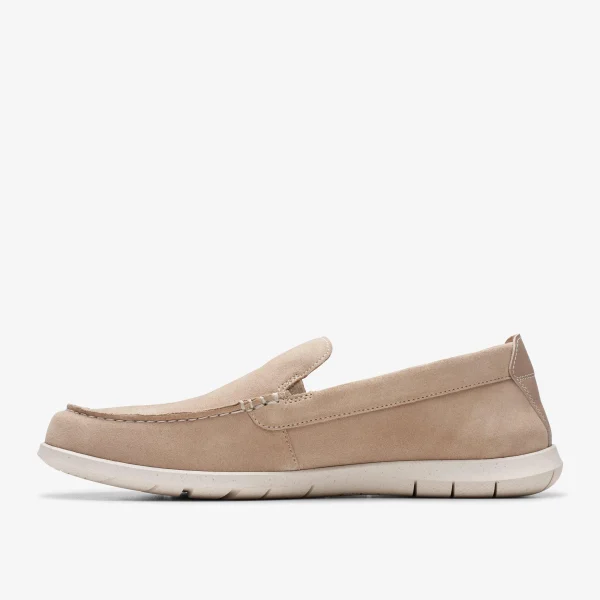 Clarks Flexway Step< Loafers & Slip Ons