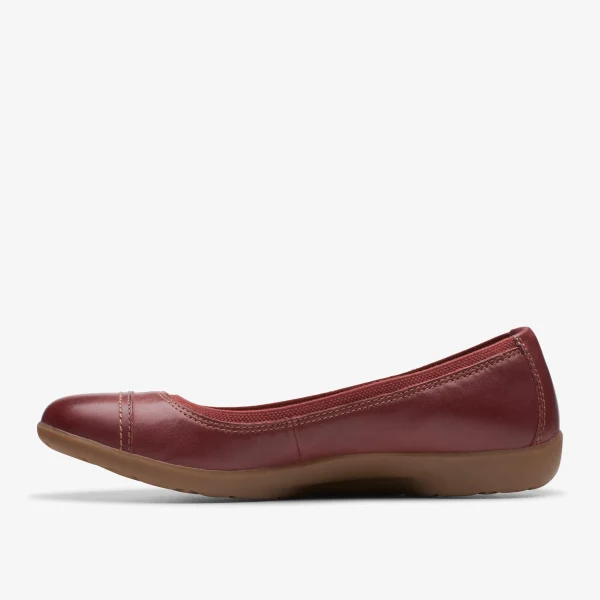 Clarks Meadow Opal<Women Slip-Ons | Flats