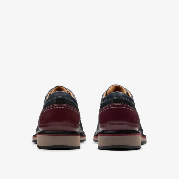 Clarks Monahan Plain< Casual Dress Shoes