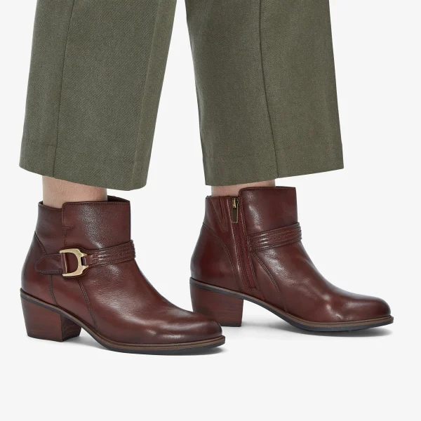 Clarks Neva Buckle<Women Boots & Booties