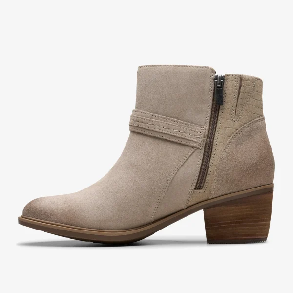 Clarks Neva Buckle<Women Boots & Booties