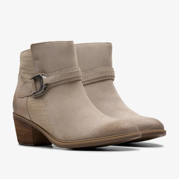 Clarks Neva Buckle<Women Boots & Booties