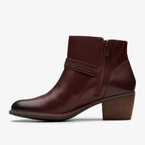 Clarks Neva Buckle<Women Boots & Booties