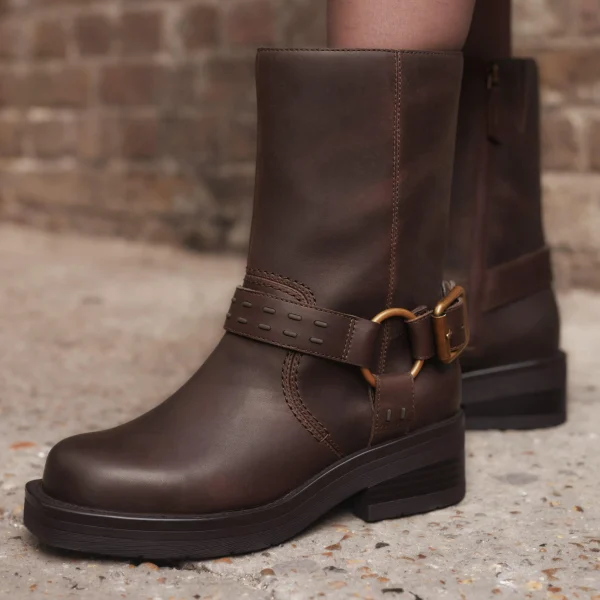 Clarks Rebelle Up<Women Boots & Booties