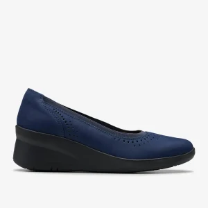 Clarks Suttyn Kaylie<Women Wedges | Slip-Ons