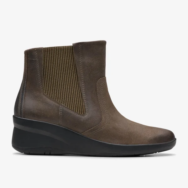 Clarks Suttyn Rae<Women Slip-Ons | Boots & Booties