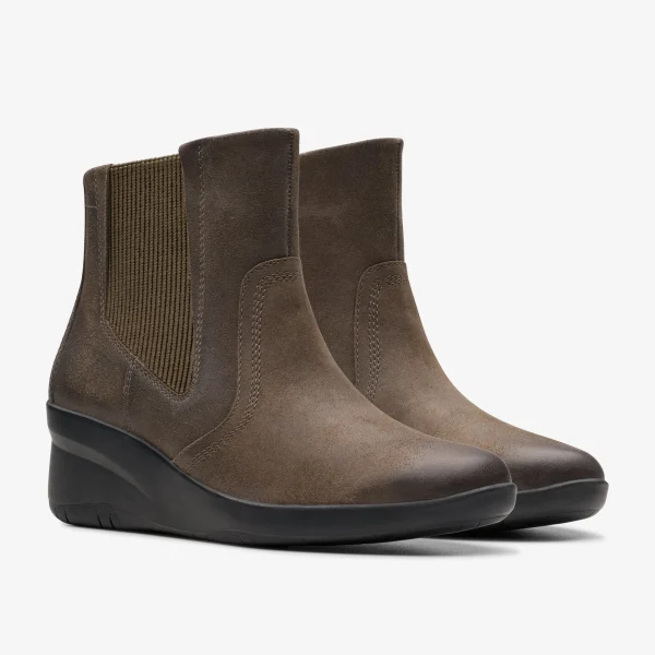 Clarks Suttyn Rae<Women Slip-Ons | Boots & Booties