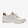 Clarks Tivoli Zip<Women Sneakers