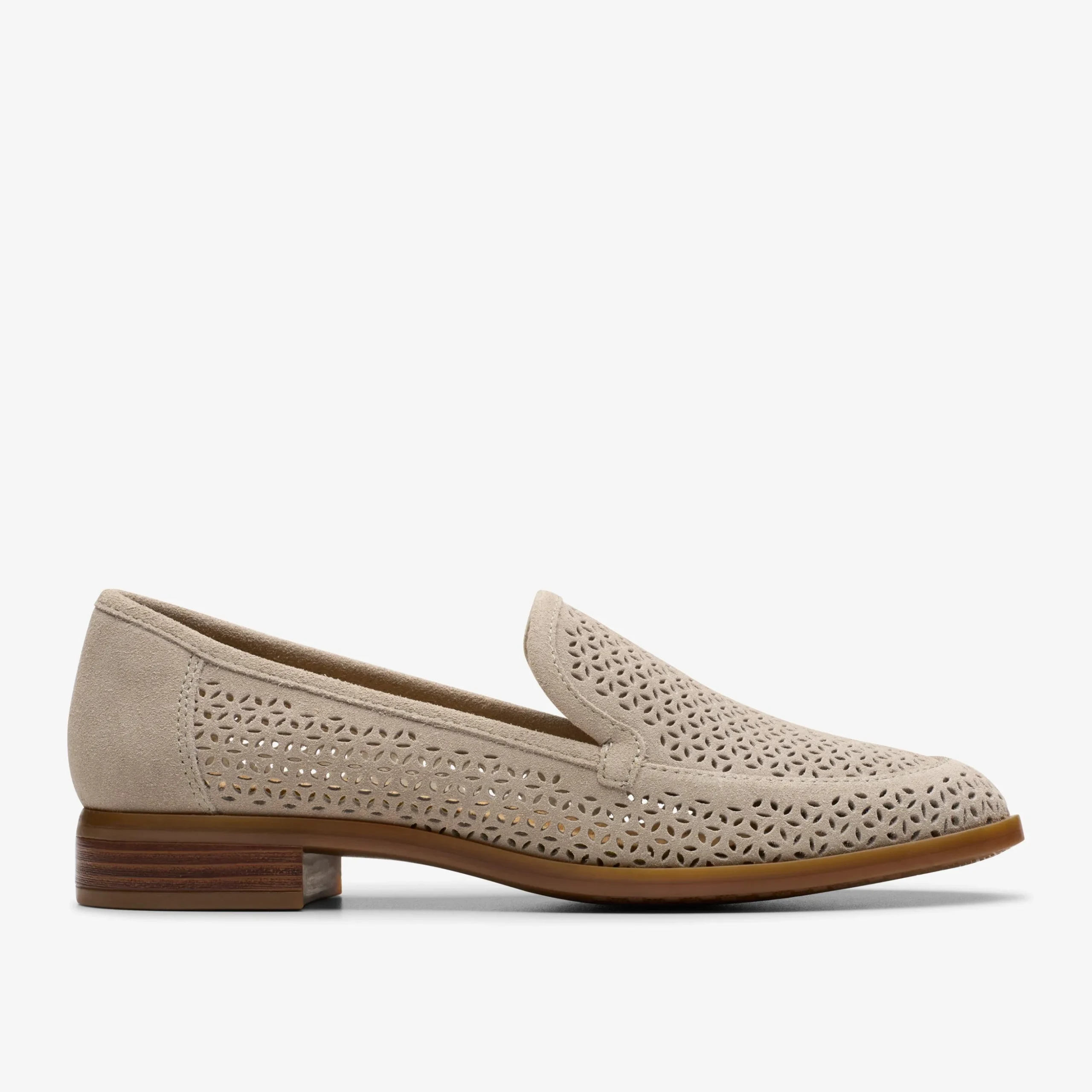 trish_cove_0-2.webp Clarks Trish Cove<Women Slip-Ons | Dress Shoes