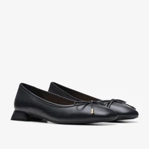 Clarks Ubree 15 Step<Women Dress Shoes | Flats