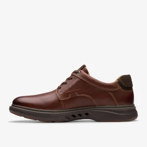 Clarks Un Briley Pace< Casual Dress Shoes