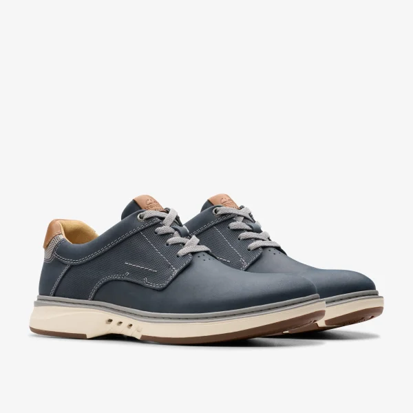 Clarks Un Briley Pace< Casual Dress Shoes