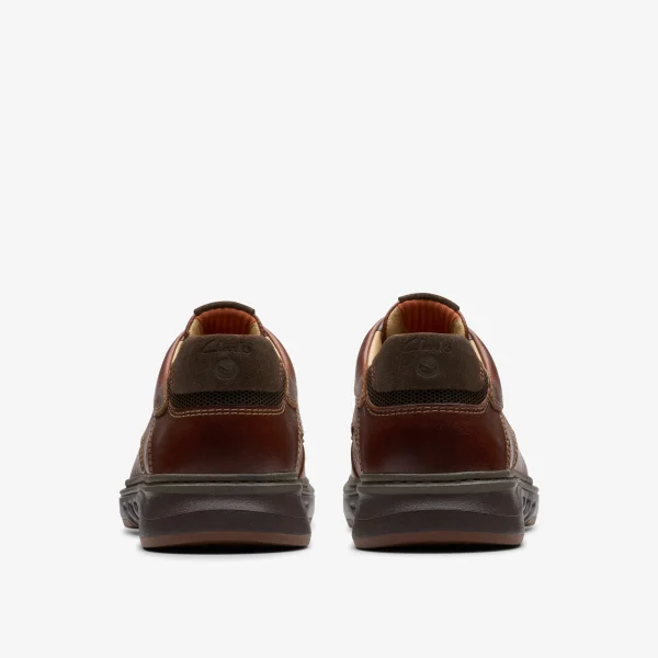 Clarks Un Briley Pace< Casual Dress Shoes