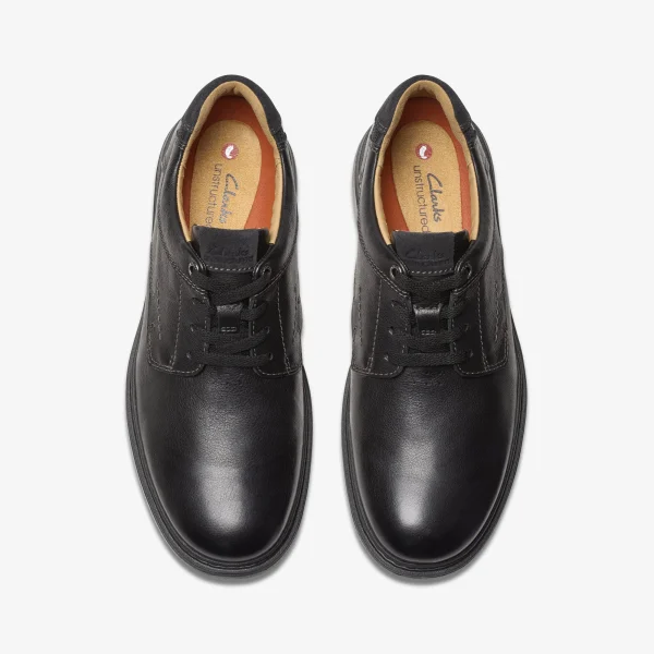 Clarks Un Briley Pace< Casual Dress Shoes