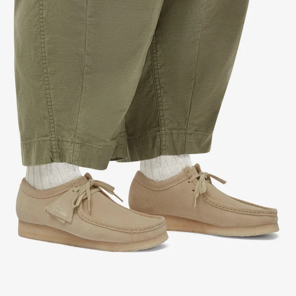 Clarks Wallabee< Wallabees