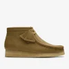 Clarks Wallabee Boot< Wallabees