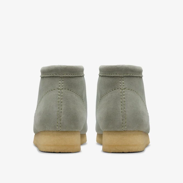 Clarks Wallabee Boot< Wallabees