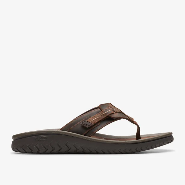Clarks Wesley Sun< Sandals & Flip Flops