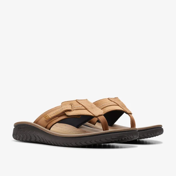 Clarks Wesley Sun< Sandals & Flip Flops