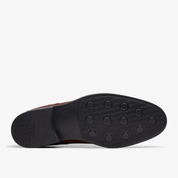 Clarks Whiddon Cap< Dress Shoes